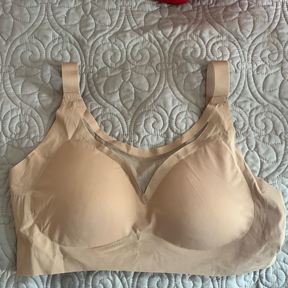 Elegant Nude Seamless Bra
